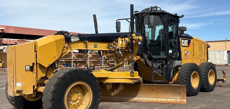 2019 Caterpillar 140M3